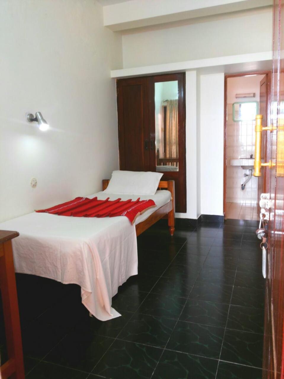 Beach Florra Inn Kovalam Zimmer foto